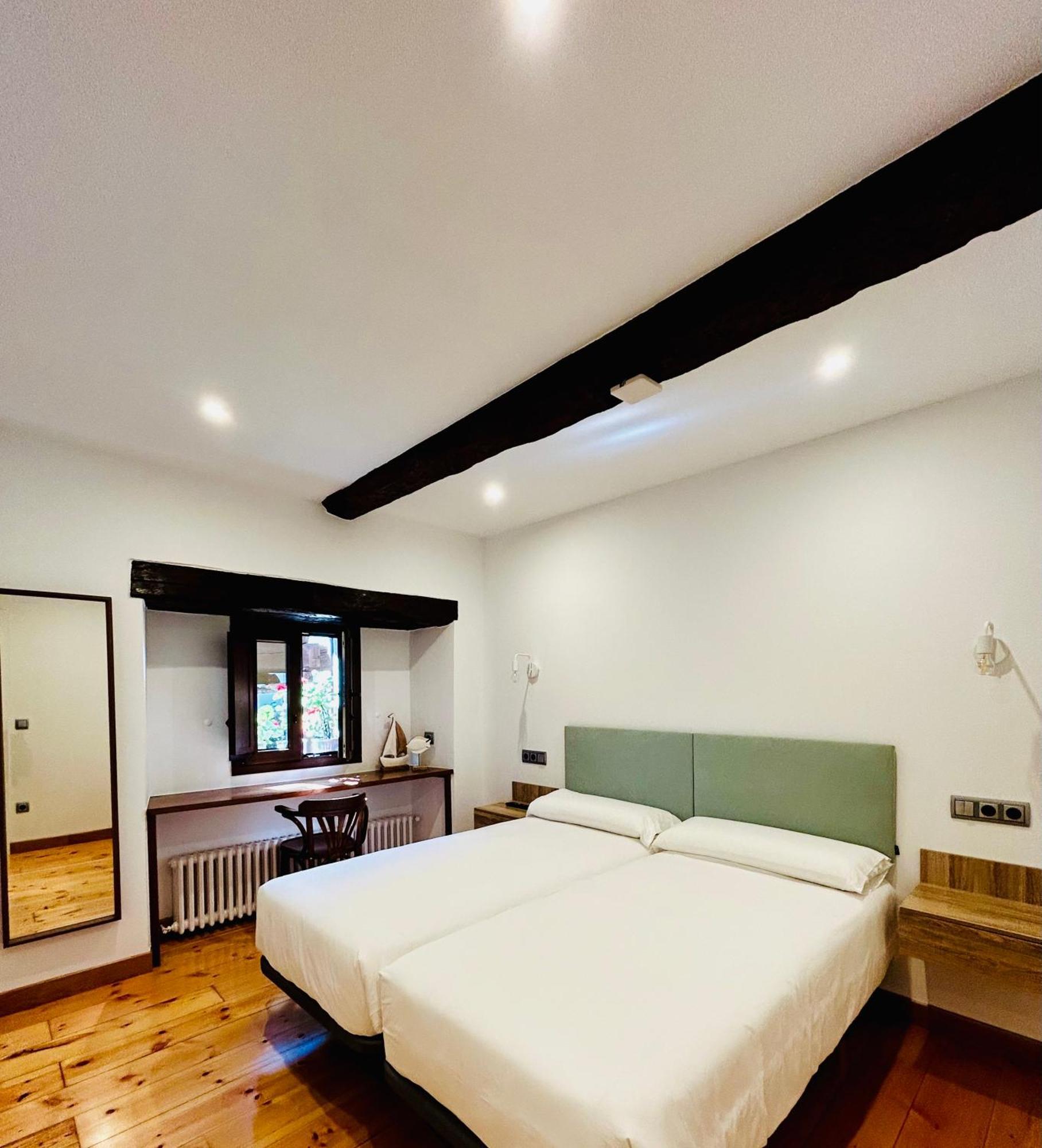 Apartamentos Rurales L'Arquera 라네스 외부 사진