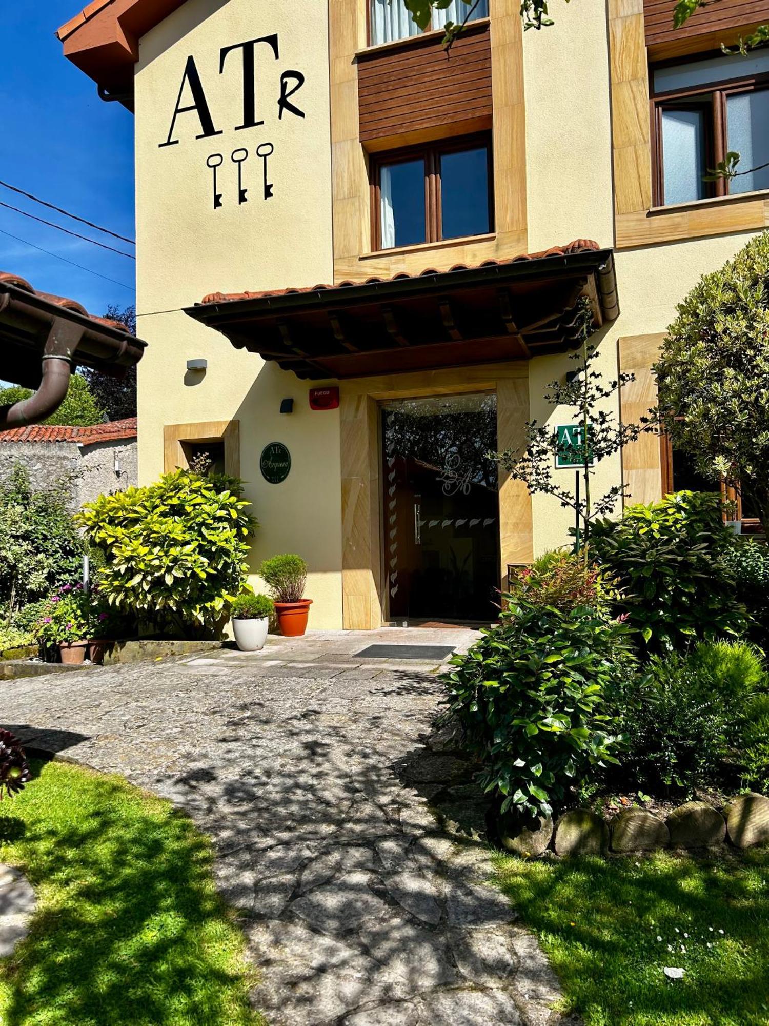 Apartamentos Rurales L'Arquera 라네스 외부 사진